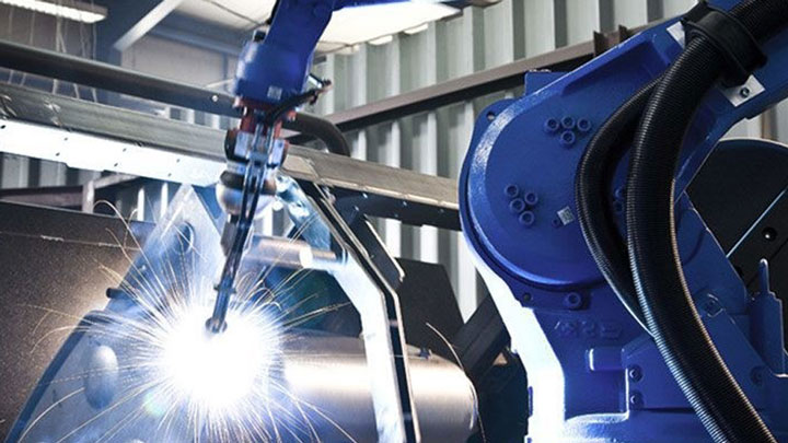 Robotic welding